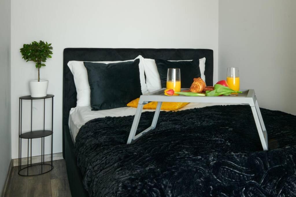 Easy Rent Apartments - Crystal Люблин Екстериор снимка